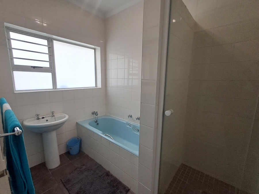 3 Bedroom Property for Sale in Mosel Eastern Cape